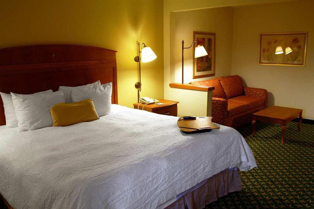 Hampton Inn Minneapolis-Burnsville Szoba fotó